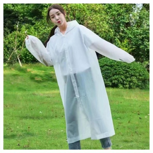 Дождевик-плащ на кнопках (белый) Diniya D-03