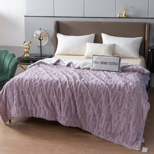 Плед 150*200см микрофибра FLUFFY БУКВЫ брусничный Viva Home Textile