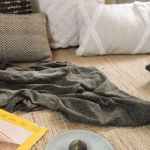 Плед 127*152см шенилл ESSENTIALS темно-зеленый Купман HZ1012340