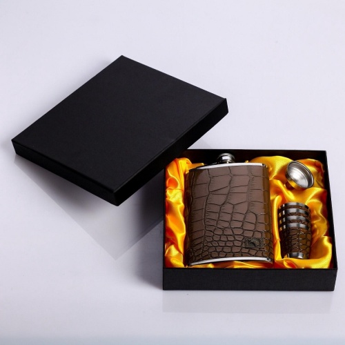 Подарочный набор на 4 перс. 6пр (фляга 270мл+воронка+4 стопки) ОРЁЛ Сима-Ленд 1129727 фото 2